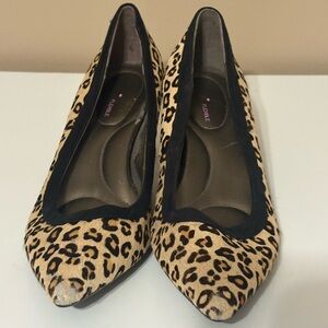 Bandolino Leopard Print Heels, size 7, kitten heel